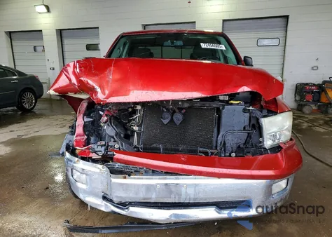 2010 Dodge Ram 1500 z USA, uszkodzony, nr VIN 1D7RB1CT4AS100403